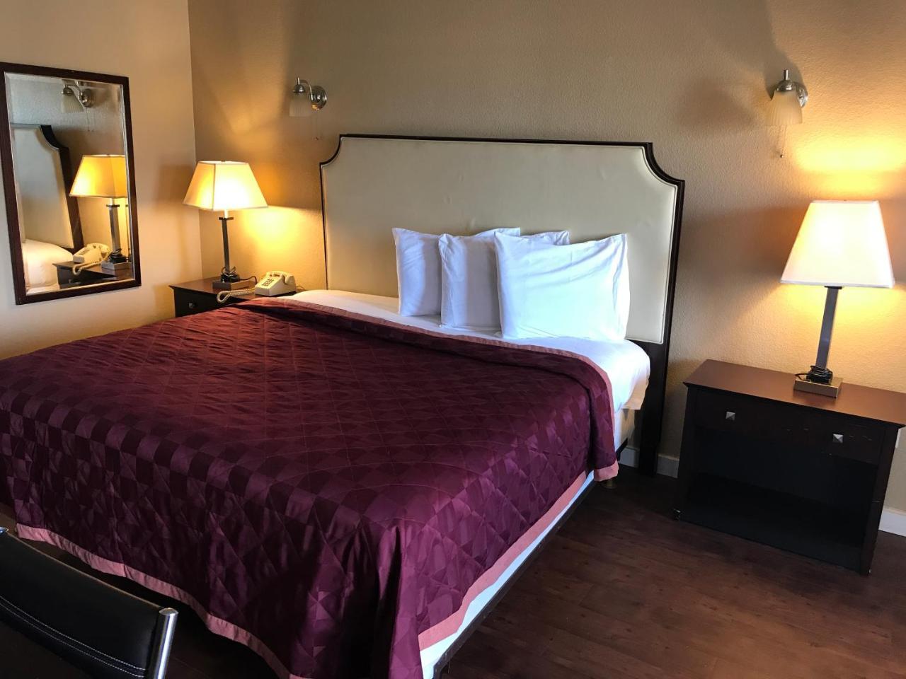 Lone Star Inn & Suites Killeen Eksteriør bilde